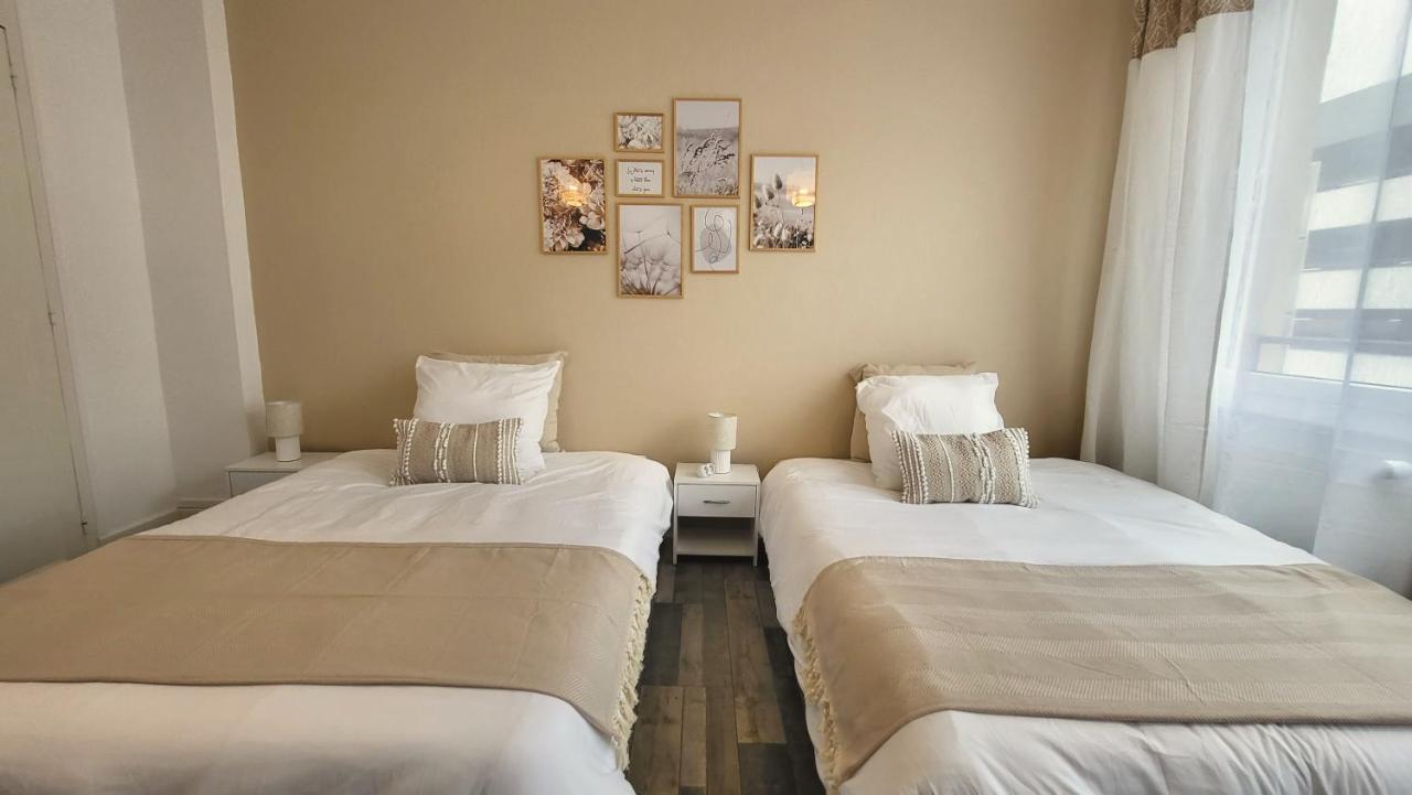 Logement Spacieux - Face A La Gare Et Centre-Ville Épinal Zewnętrze zdjęcie
